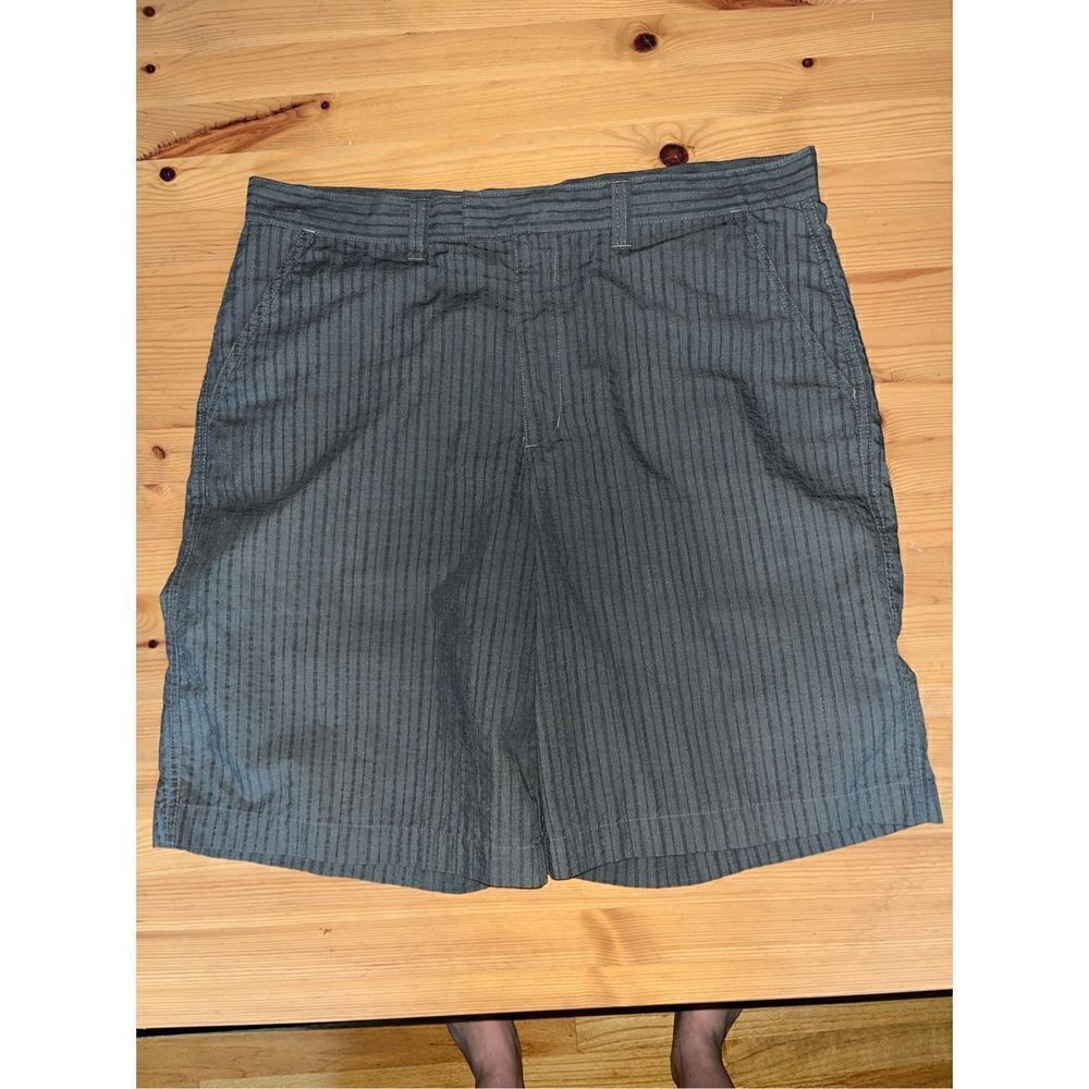 Patagonia Organic Cotton Men’s 10.5” Gray seersucker Textured Shorts Size 34